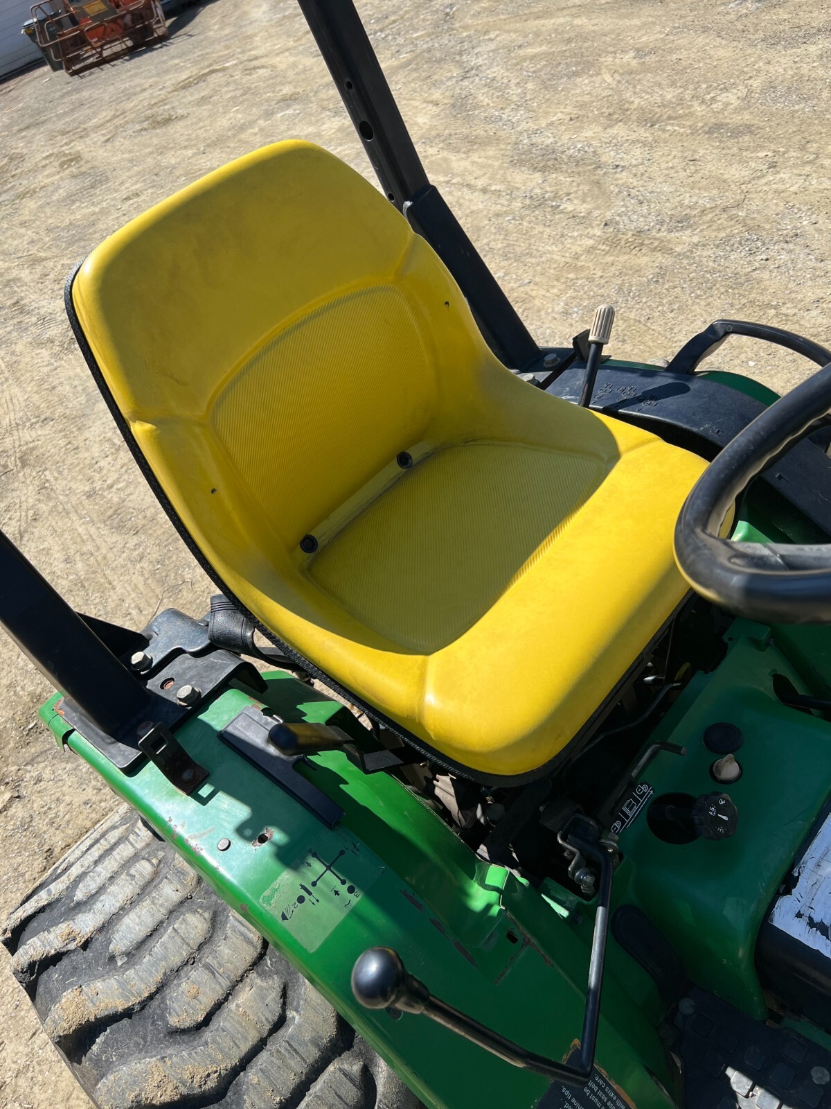 2004 John Deere 4115 Compact Utility Tractor W/Loader 4X4